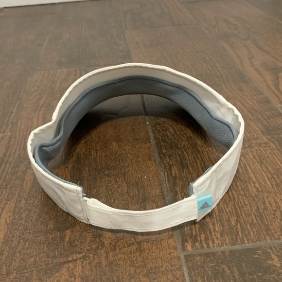 Visor - Picture 3 of 4